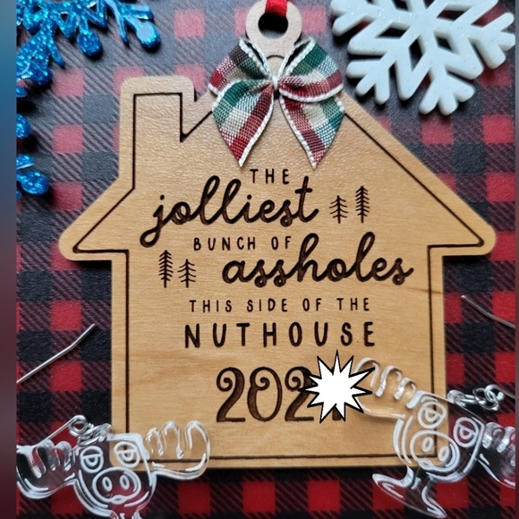 2025 National Lampoon's Christmas Vacation Jolliest Bunch Ornament - Picture 1 of 8